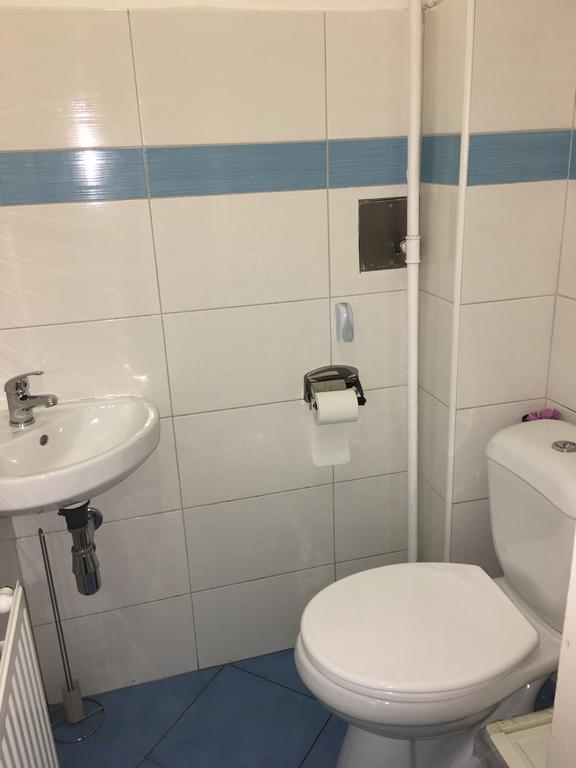Chichilli Hostel Wien Ngoại thất bức ảnh