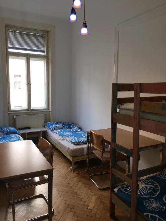 Chichilli Hostel Wien Ngoại thất bức ảnh
