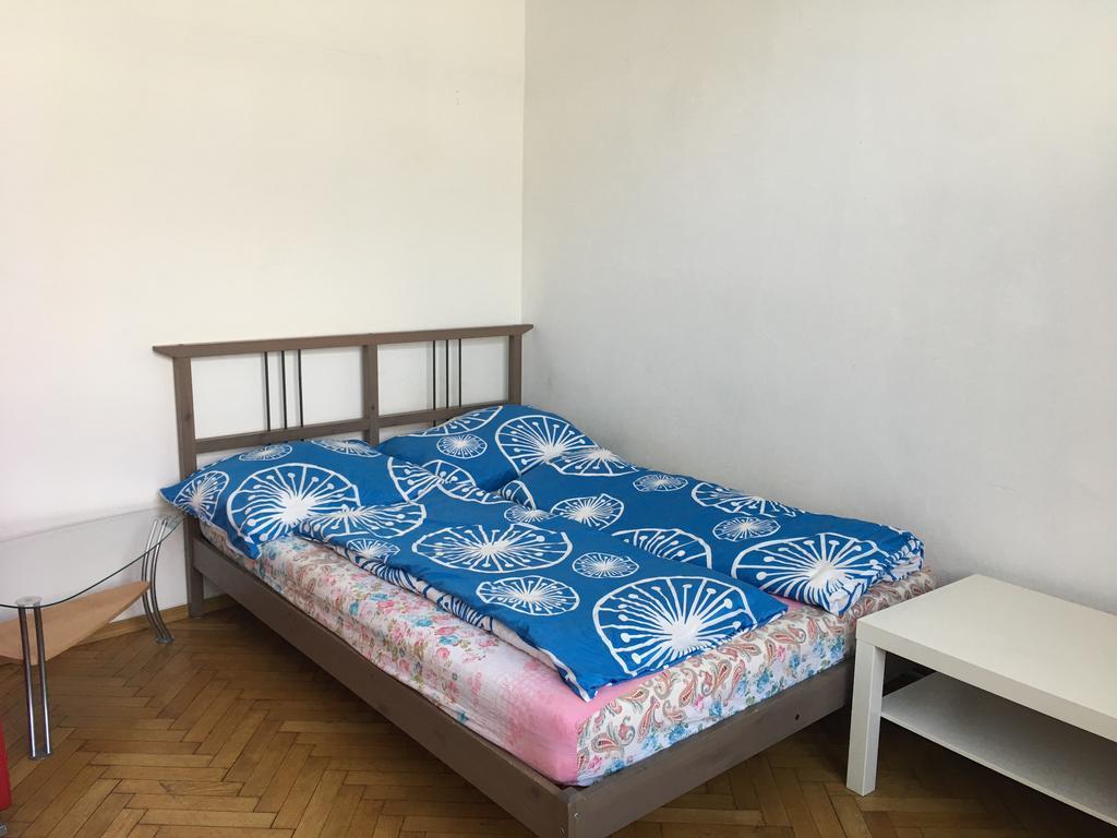 Chichilli Hostel Wien Ngoại thất bức ảnh