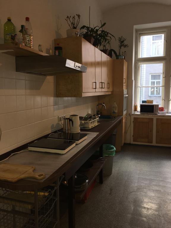 Chichilli Hostel Wien Ngoại thất bức ảnh