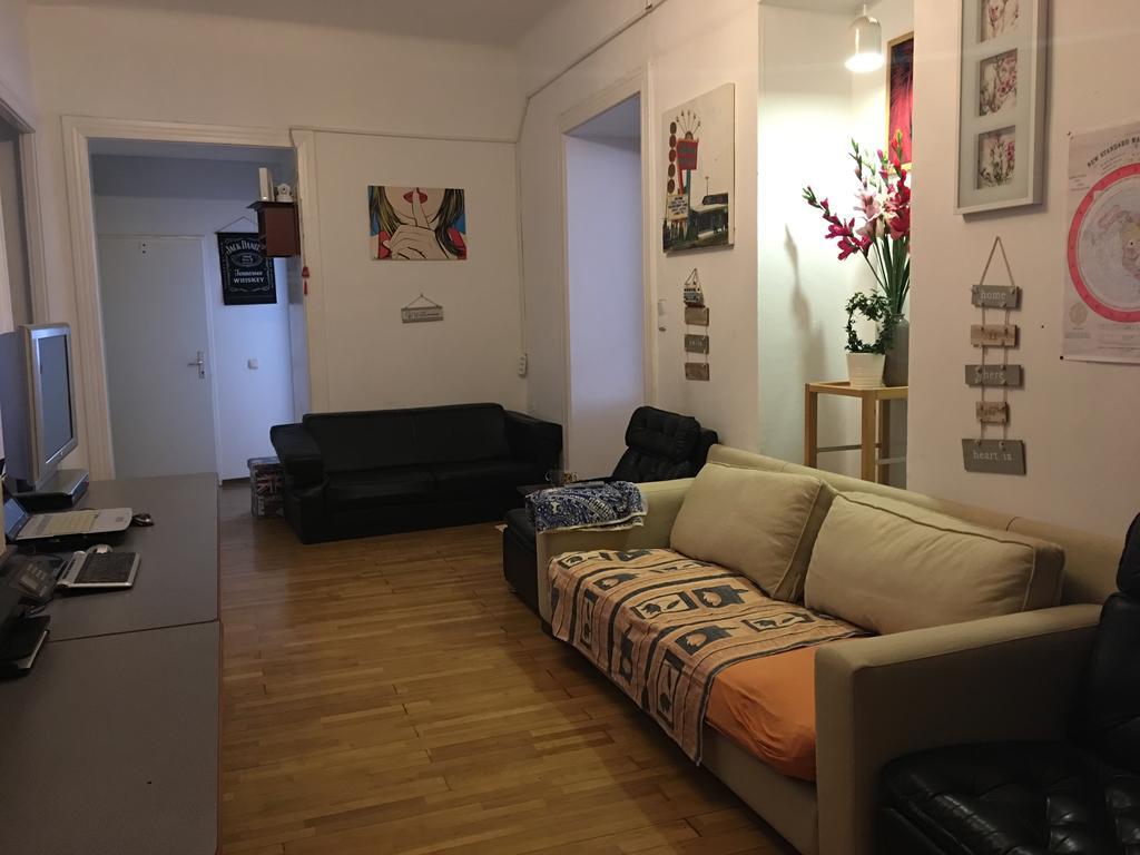 Chichilli Hostel Wien Ngoại thất bức ảnh